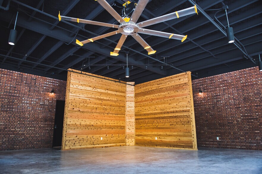 More Photos Of 24902 Franz Rd, Katy Freestanding For Sale