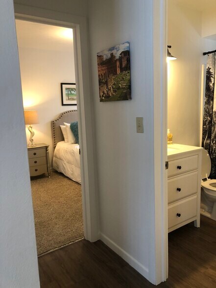 More Photos Of 735-761 Hollywood Ave, Cuyahoga Falls Apartments For Sale