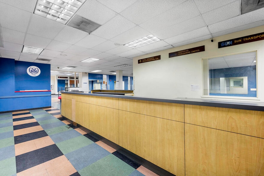 More Photos Of 225 E 6th St, Long Beach Medical For Lease