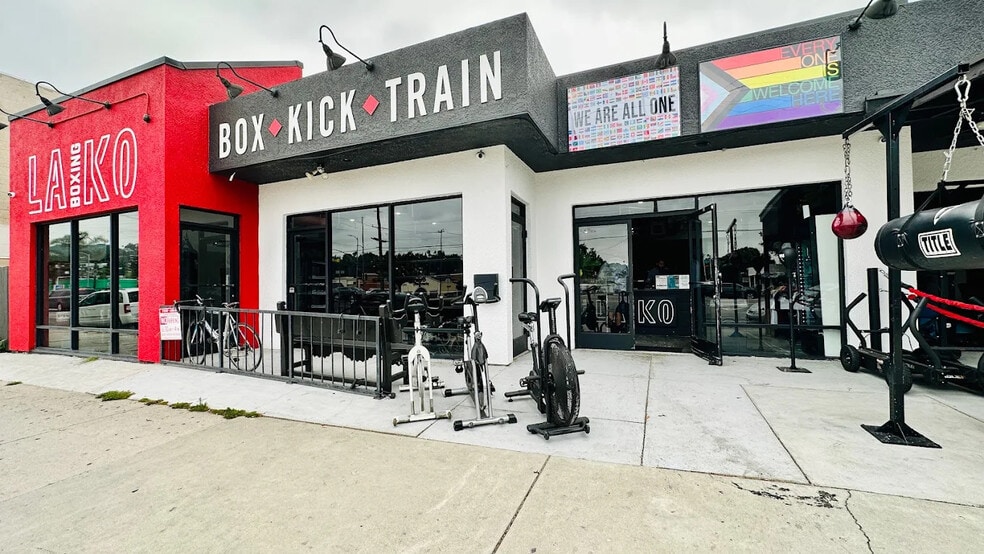 More Photos Of 4419-4423 Eagle Rock Blvd, Los Angeles Apartments For Lease