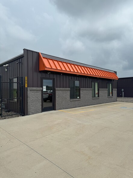 Primary Photo Of 2851 Business Pl SE, Massillon Self Storage For Sale