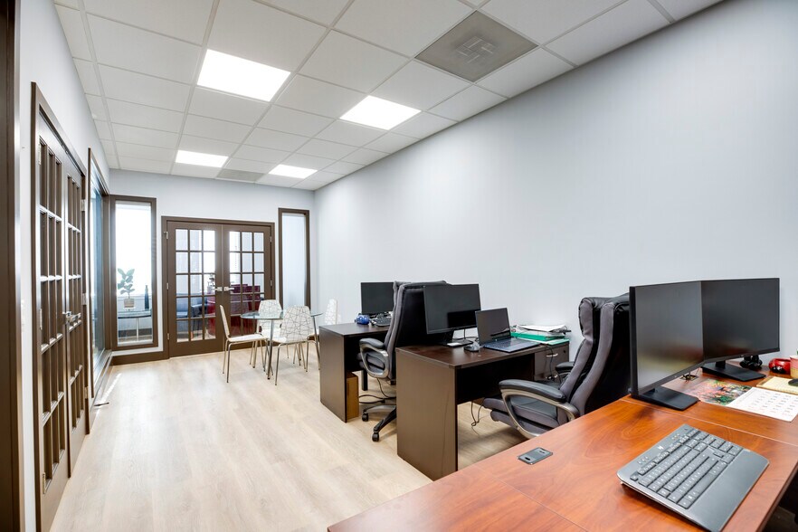 More Photos Of 7008 Little River Tpke, Annandale Medical For Sale