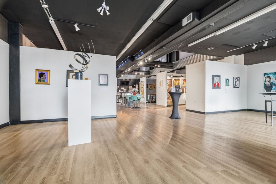 More Photos Of 324 Cleveland Ave, Canton Office For Sale