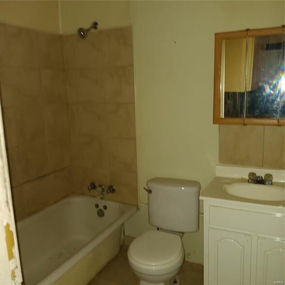 More Photos Of 4341 Shreve Ave, Saint Louis Storefront Retail Residential For Sale