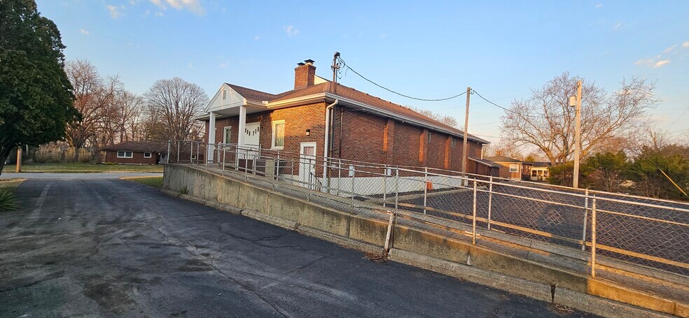 More Photos Of 210 Wolf Ave, Englewood Lodge Meeting Hall For Sale