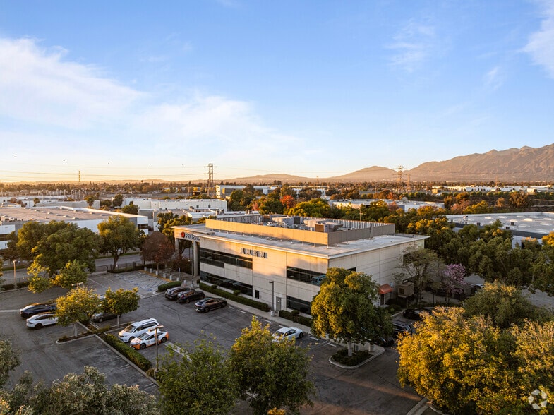 More Photos Of 3810 Durbin St, Irwindale Office For Lease