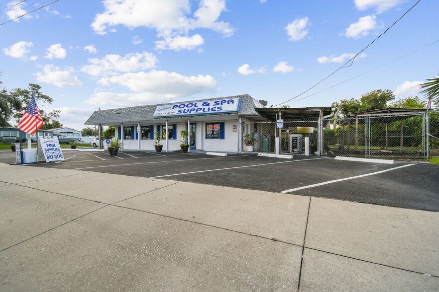 More Photos Of 5146 Marine Pky, New Port Richey Storefront Retail Office For Sale