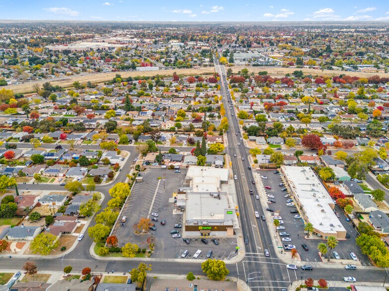 More Photos Of 4115-4155 N El Dorado St, Stockton Storefront For Sale