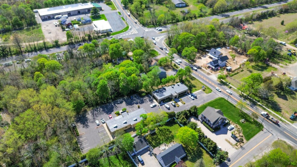 More Photos Of 189 Main Rd, Riverhead Medical For Lease