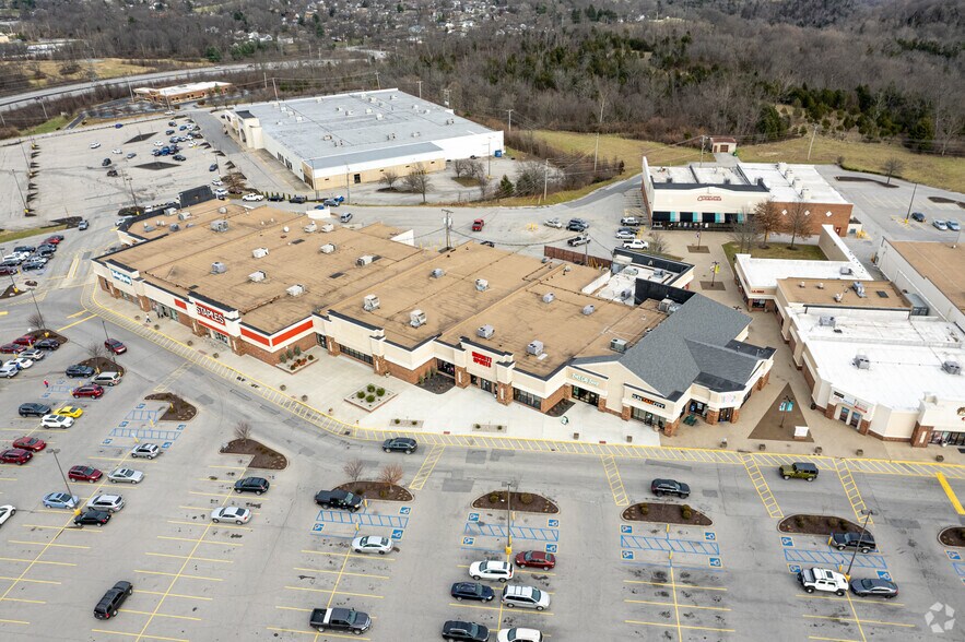 More Photos Of 200-202 Limestone St, Frankfort Unknown For Lease