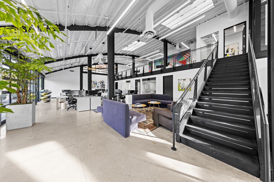 More Photos Of 236 S Sierra Ave, Solana Beach Loft Creative Space For Sale