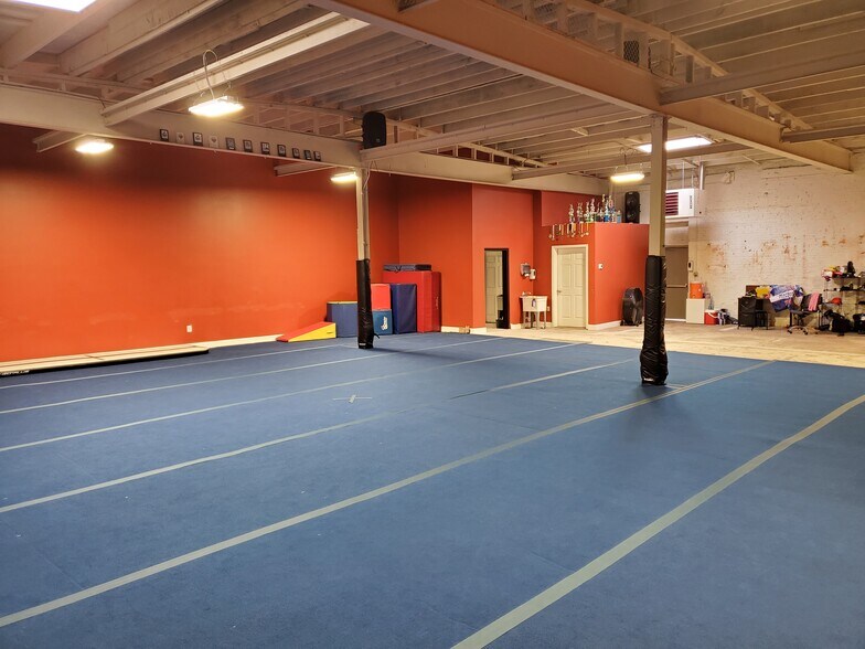 More Photos Of 525 Benninghaus Rd, Baltimore Warehouse For Lease