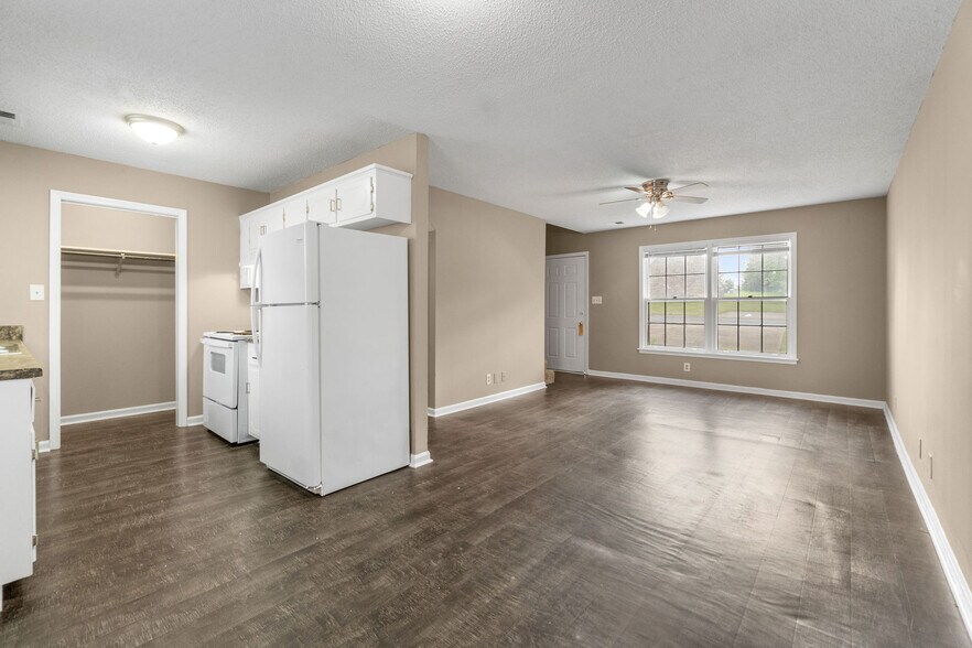More Photos Of 279B Harrier ct, Clarksville Apartments For Sale