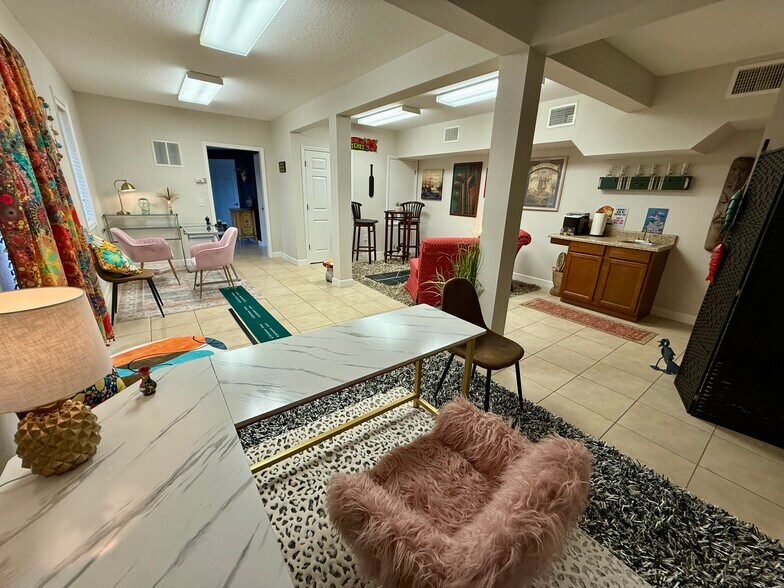 More Photos Of 2044 E Orange Avenue, Eustis Office For Lease