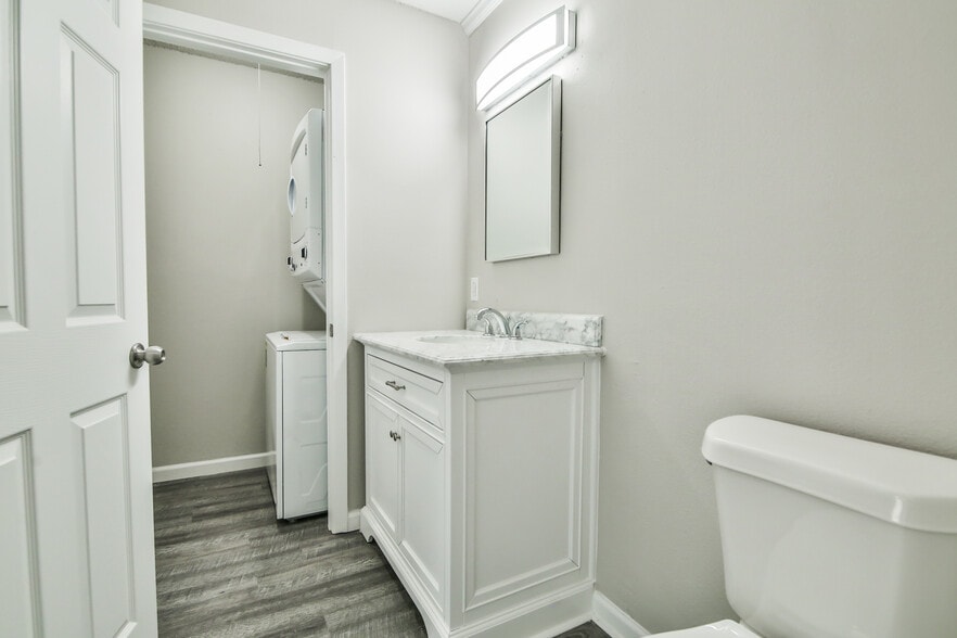 More Photos Of 5202 Bangor Ave, Lubbock Apartments For Sale