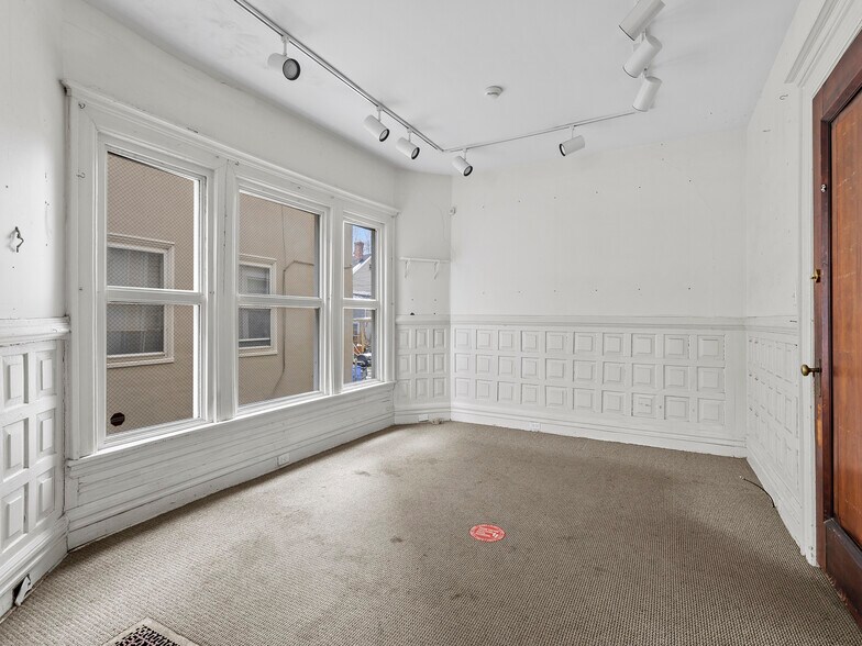 More Photos Of 758-762 Elmwood Ave, Buffalo Storefront Retail Residential For Sale