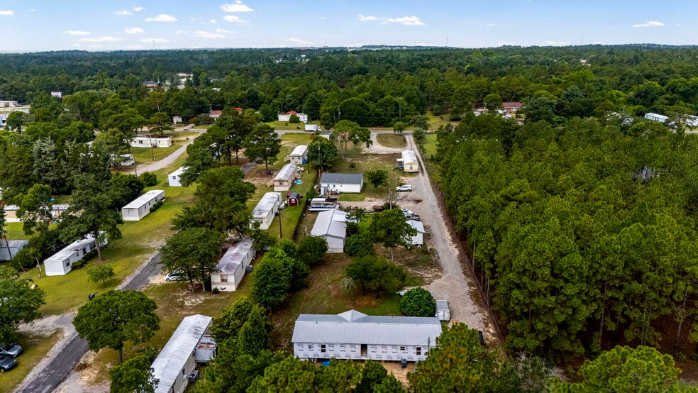 More Photos Of 128 Sandy Springs Ln, Lexington Manufactured Housing Mobile Home Park For Sale