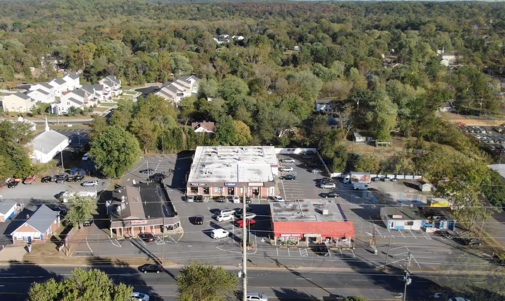 More Photos Of 7565-7569 Centreville Rd, Manassas Unknown For Lease