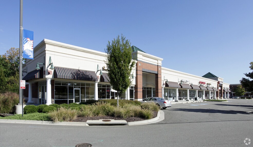 More Photos Of 2250-2316 John Rolfe Pky, Richmond Unknown For Lease