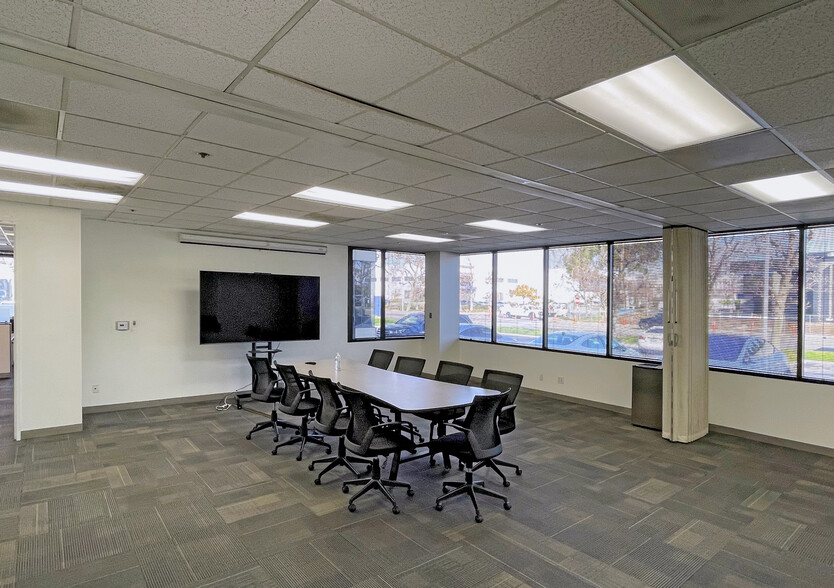 More Photos Of 16800 Aston St, Irvine Office For Lease