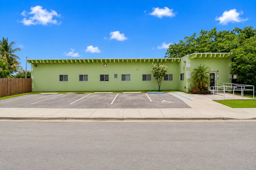 More Photos Of 412 SW 5th St, Homestead Rehabilitation Center For Sale