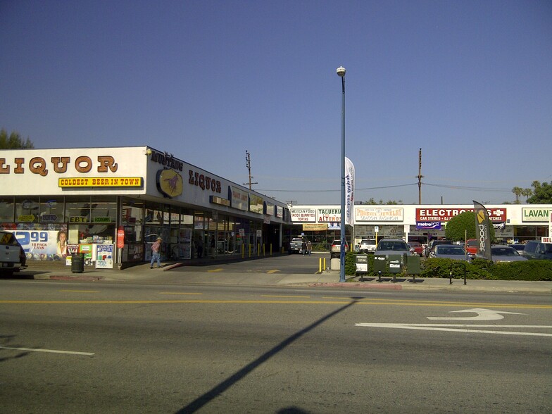 Primary Photo Of 21101-21121 Sherman Way, Canoga Park Unknown For Lease