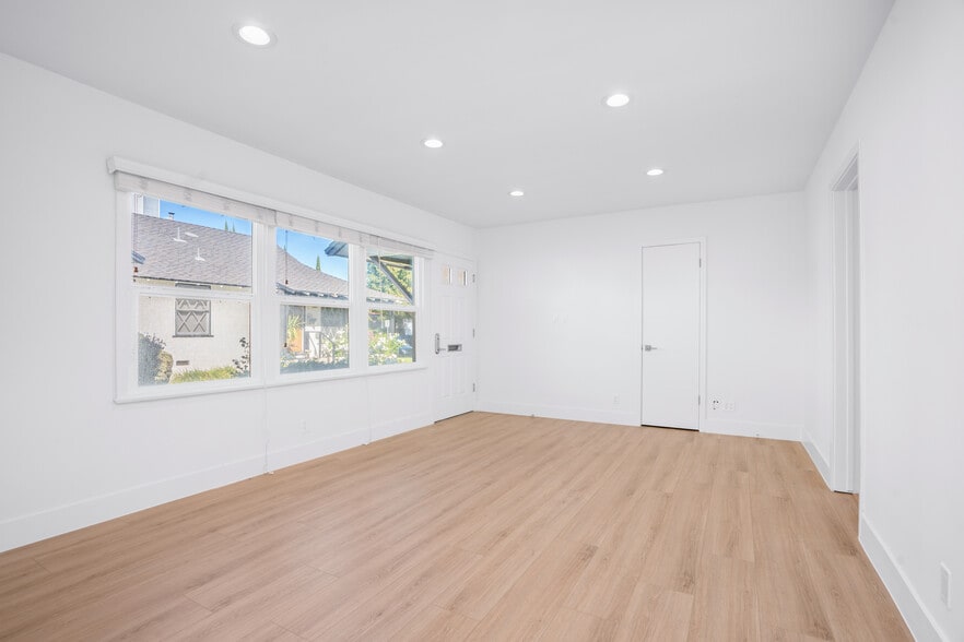 More Photos Of 4441-45 Tujunga 4441-45 Tujunga ave, North Hollywood Apartments For Sale