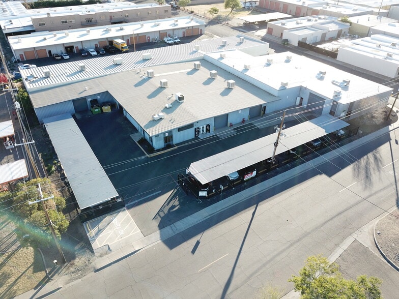 Primary Photo Of 2115 W Mountain View Rd, Phoenix Manufacturing For Lease