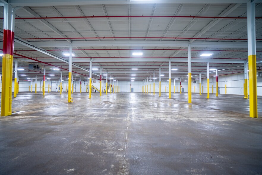 More Photos Of 3122 14th Ave, Kenosha Warehouse For Lease