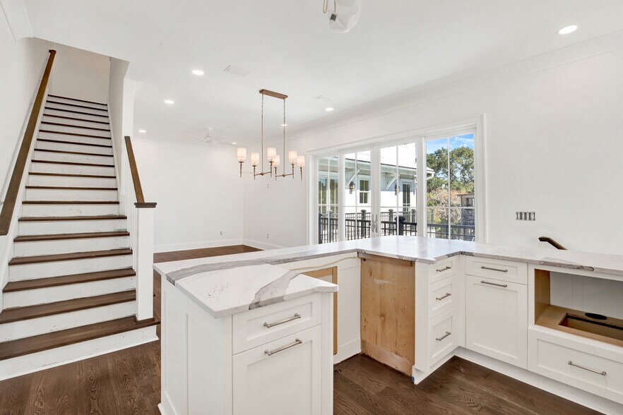 More Photos Of 104 17th st, Tybee Island Apartments For Sale