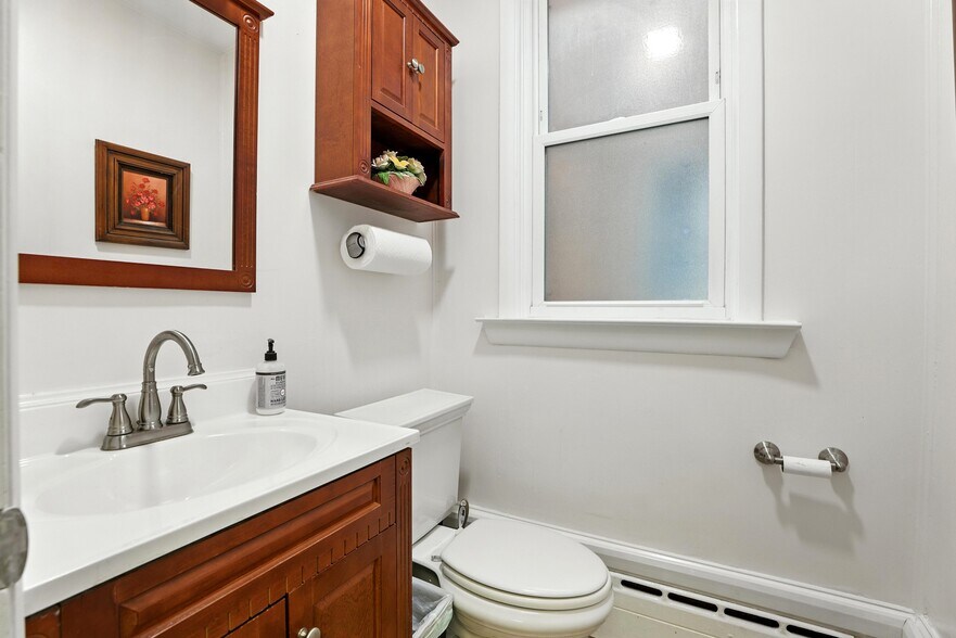 More Photos Of 616 N Washington St, Alexandria Office For Lease