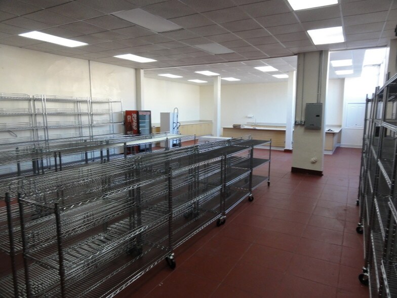 More Photos Of 2432-2438 E 1st St, Los Angeles Storefront Retail Residential For Lease