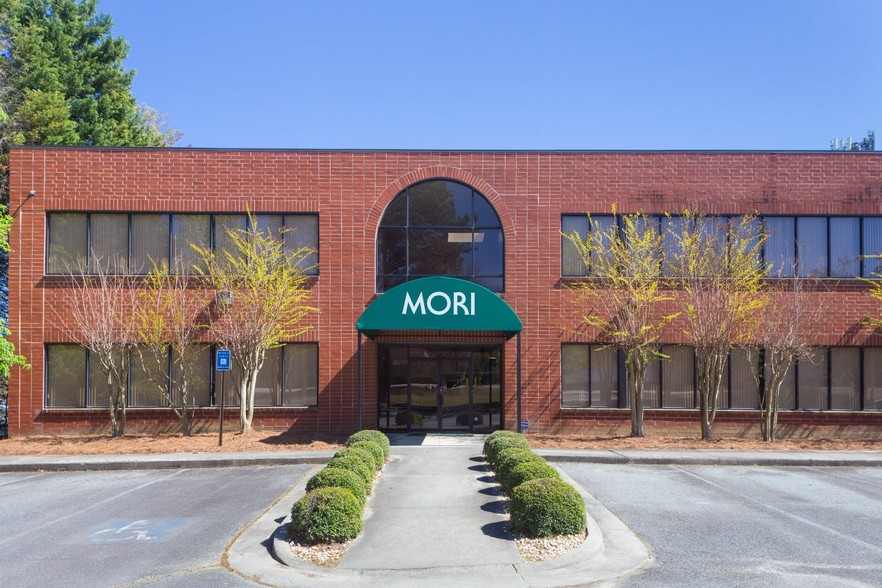 More Photos Of 3595 McCall Pl, Atlanta Distribution For Sale