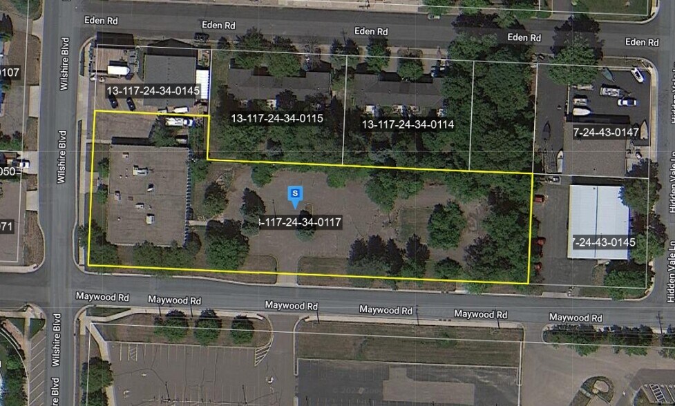 More Photos Of 2378 Wilshire Blvd, Mound Warehouse For Lease