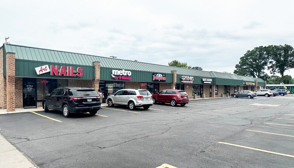 Primary Photo Of 21520 Harper Ave, Saint Clair Shores General Retail For Lease