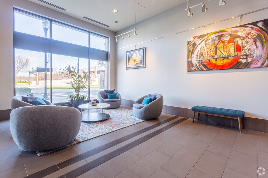 More Photos Of 670 Downey Green, Hampton Apartments For Sale