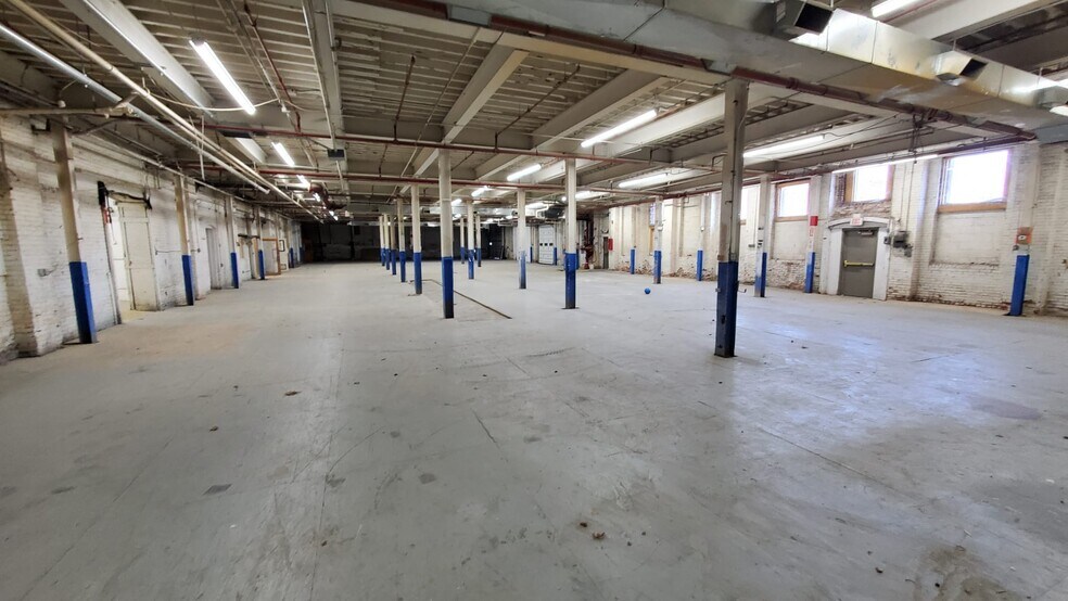 More Photos Of 392 N Montgomery St, Newburgh Manufacturing For Lease
