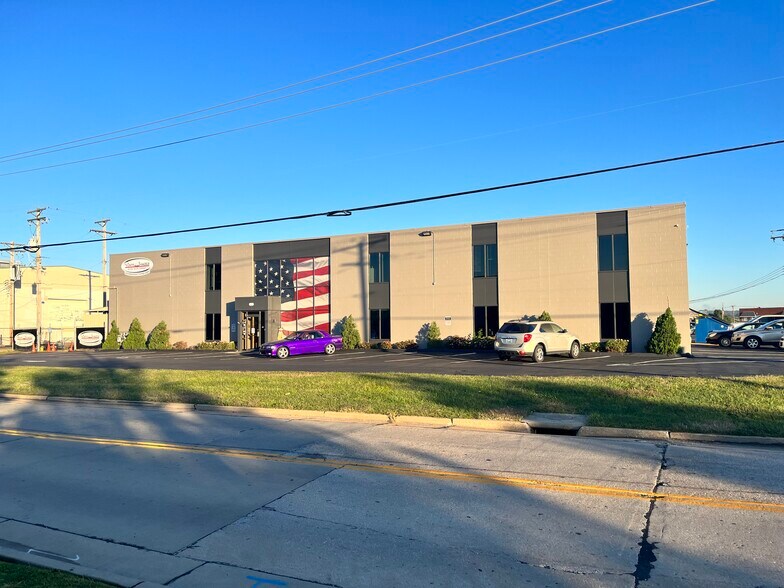 Primary Photo Of 615 Rudder Rd, Fenton Warehouse For Sale