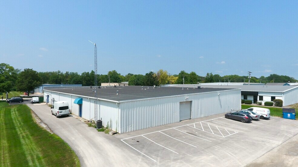 More Photos Of 15252 Stony Creek Way, Noblesville Light Distribution For Sale