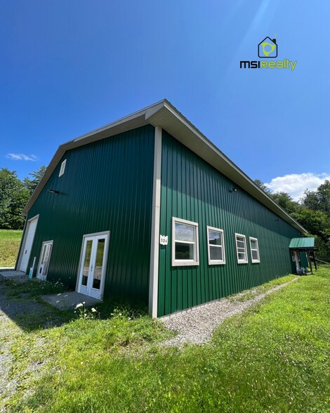 Primary Photo Of 52 Vfw Dr, Hyde Park Light Manufacturing For Lease