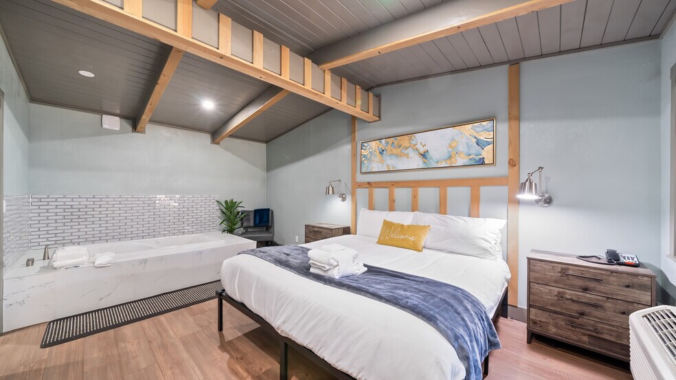 More Photos Of 4133 Cedar Ave, South Lake Tahoe Hotel For Sale