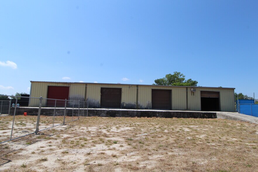 Primary Photo Of 850 2nd St, Winter Haven Warehouse For Lease