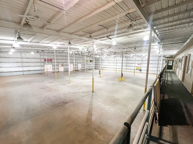 More Photos Of 3965 US Highway 60, Hereford Industrial For Sale