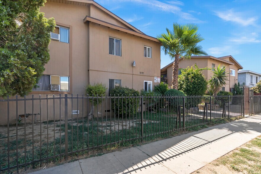 More Photos Of , Canoga Park Multifamily For Sale