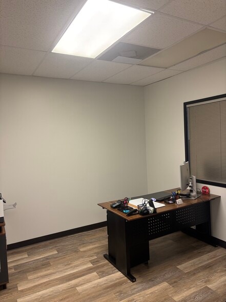 More Photos Of 1101-1105 University Dr E, College Station Medical For Lease
