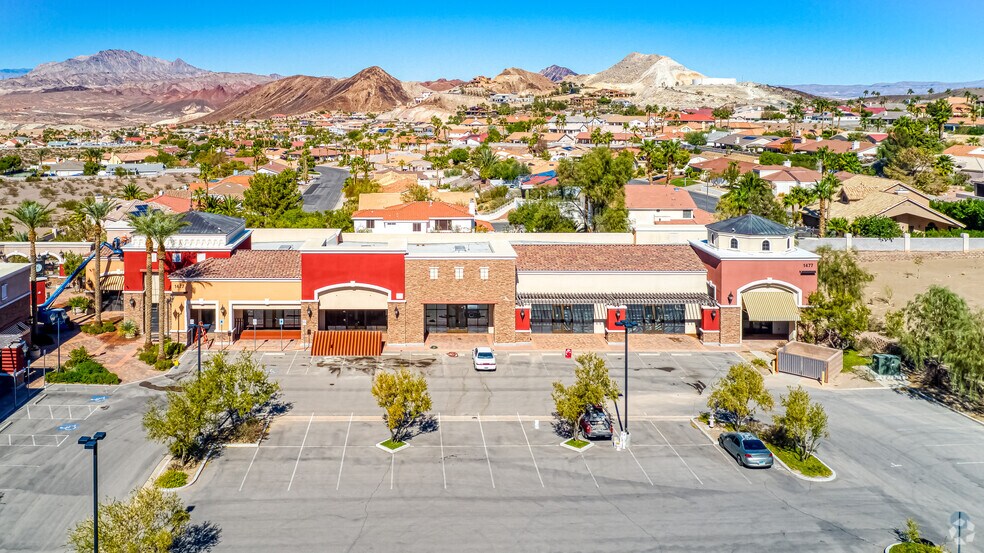 More Photos Of 1477 E Lake Mead Pky, Henderson General Retail For Lease