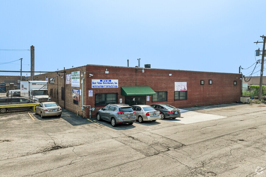 More Photos Of 101 W 84th St, Chicago Manufacturing For Lease
