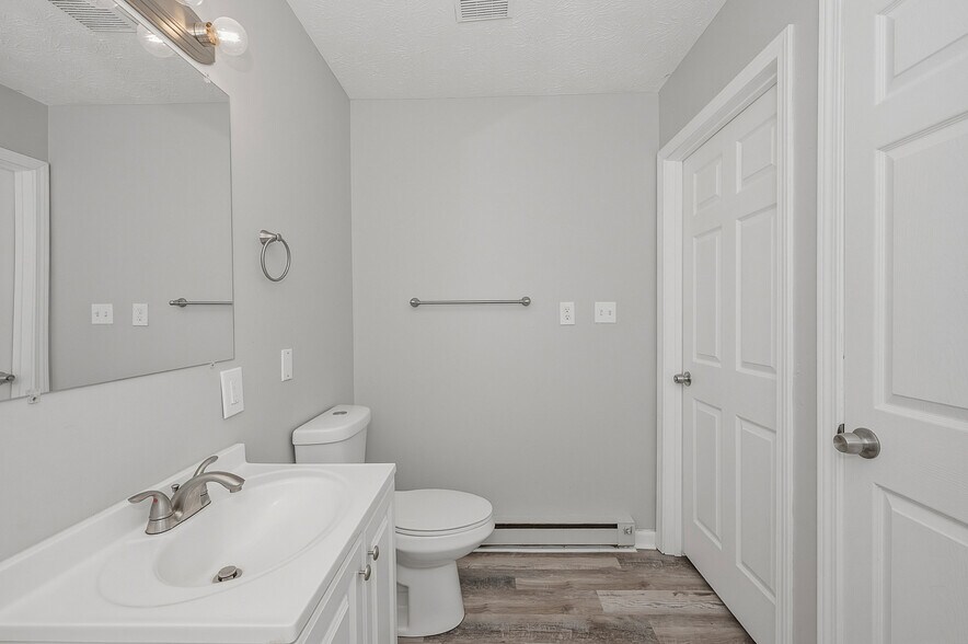 More Photos Of 2244 Salvador St, Cincinnati Multifamily For Sale