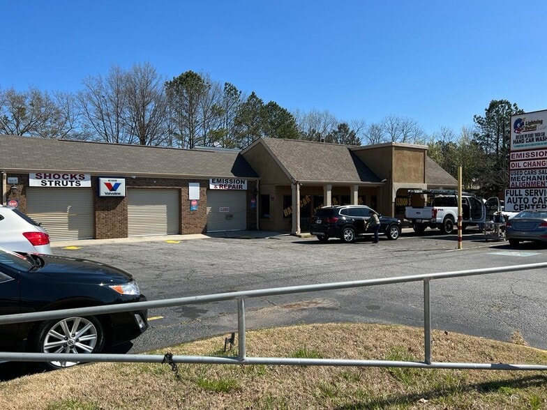 Primary Photo Of 1010 Killian Hill Rd SW, Lilburn Auto Repair For Sale