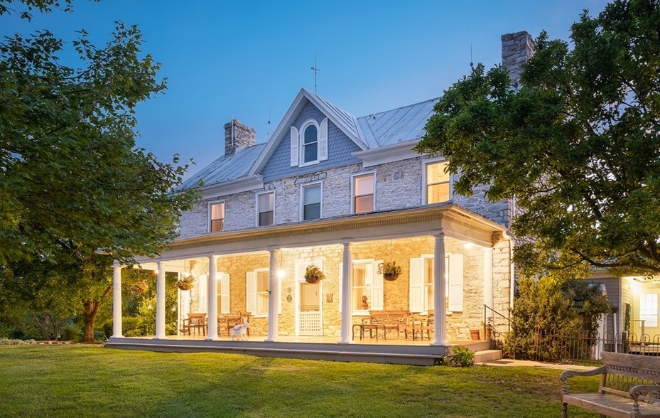 More Photos Of 13630 Lord Fairfax Hwy, Boyce Hospitality For Sale